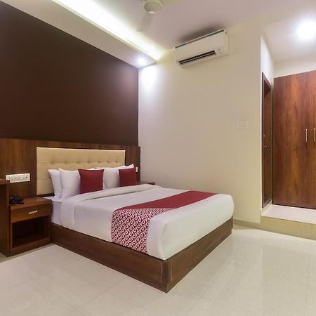 Oyo Shubham Residency Hotel Bhiwandi Bagian luar foto