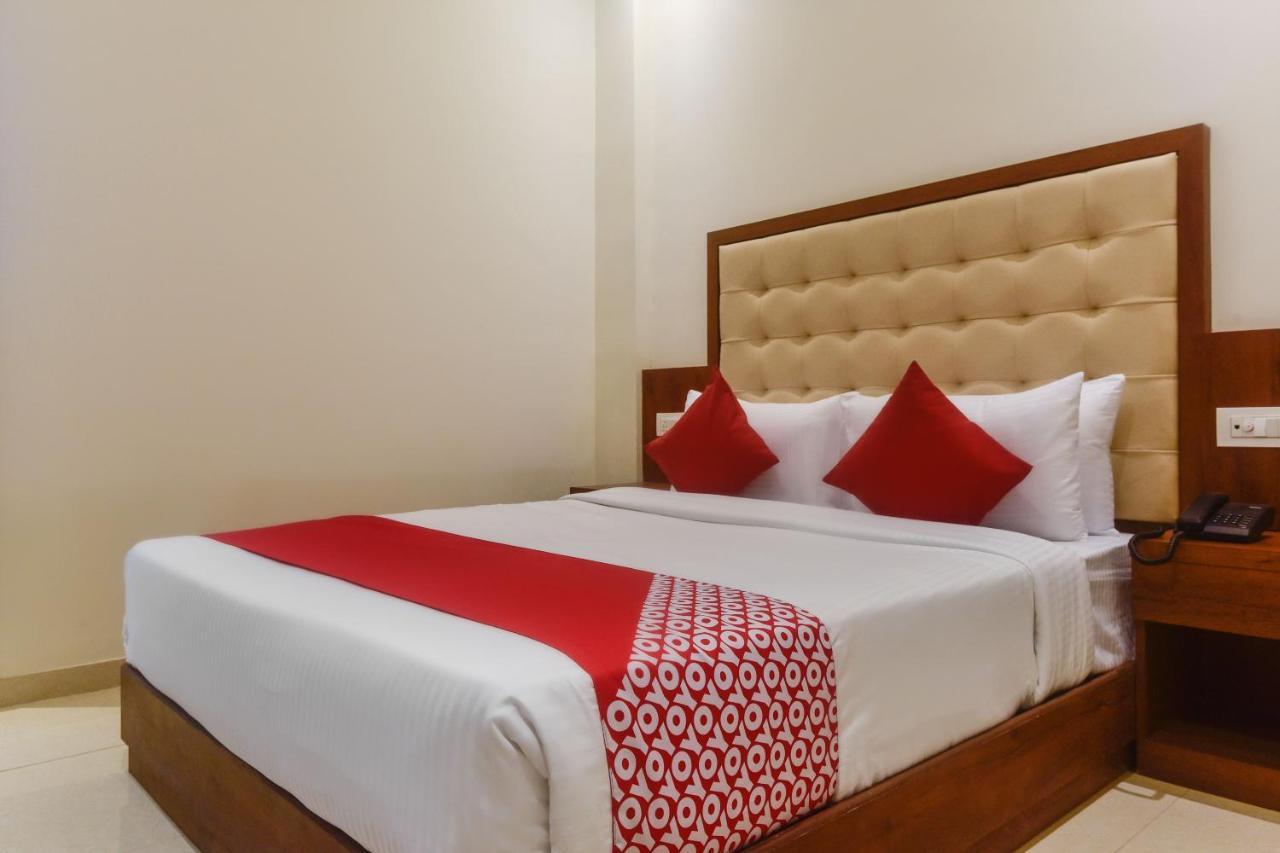 Oyo Shubham Residency Hotel Bhiwandi Bagian luar foto